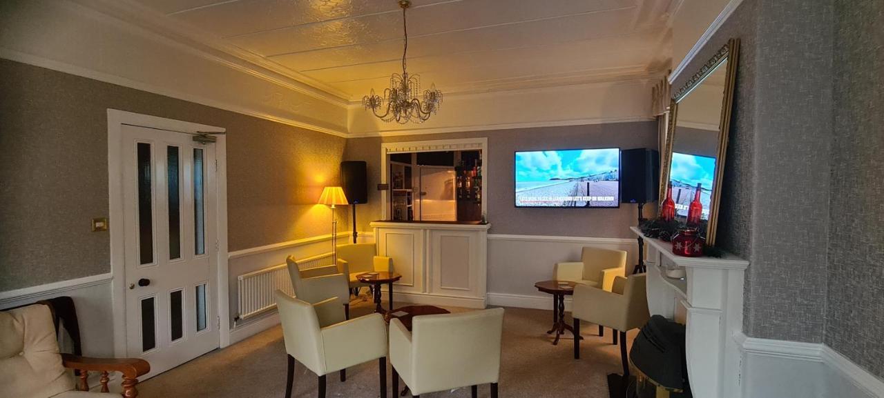 Sunnycroft Private Hotel Λαντούντνο Εξωτερικό φωτογραφία