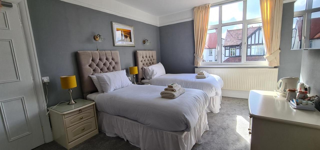 Sunnycroft Private Hotel Λαντούντνο Εξωτερικό φωτογραφία